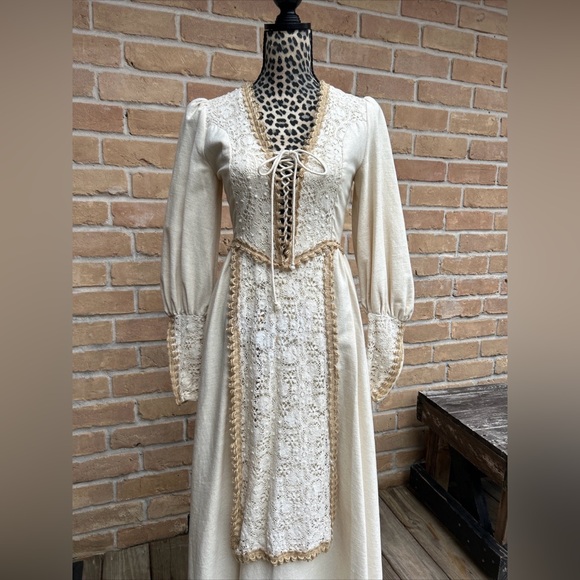 Vintage 1970s Gunne Sax Black Label Prairie style dress - burlap/cotton/ flax - Picture 2 of 15